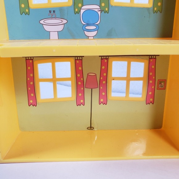 Peppa Pig House Set Toy with Mama Pig foldable Yellow and Red 12" tall - Picture 10 of 16
